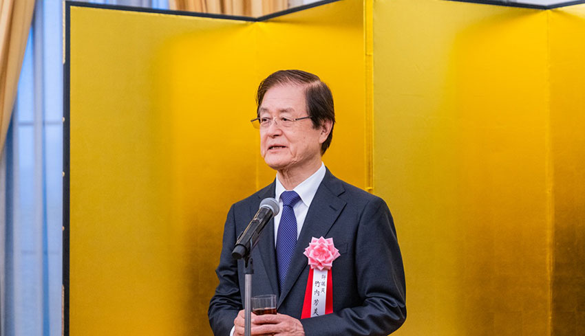 評議員 中部大学理事長 大阪大学名誉教授 竹内 芳美 様